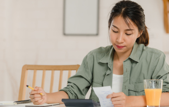 Có tiền tỷ trong tay nhưng mất ngủ vì lo lắng