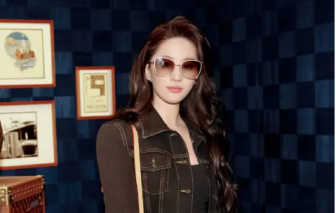 Lưu Diệc Phi gây chú ý với phong cách thời trang đời thường nhẹ nhàng, tinh tế