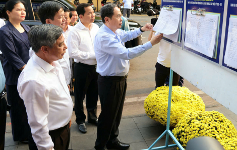 Chủ tịch Quốc hội Trần Thanh Mẫn kiểm tra công tác bầu cử ở Cần Thơ