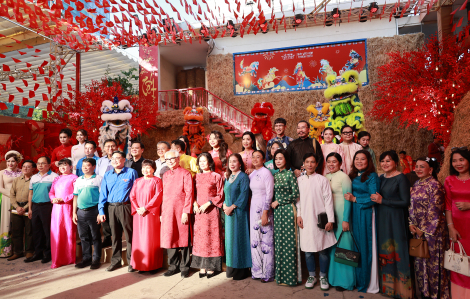 Đón tết sớm ở Lễ hội Tết Việt Bính Ngọ 2026