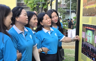 Khai mạc triển lãm ảnh mừng Đảng, mừng Xuân mới