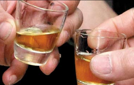 2 người tử vong sau uống rượu ngâm, Bộ Y tế yêu cầu truy xuất nguồn gốc