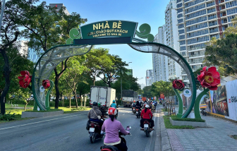 Cổng chào của xã Nhà Bè xây dựng trái phép