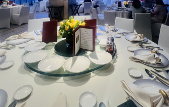 1 nhà hàng tiệc cưới bị Sở An toàn thực phẩm TPHCM phạt 25 triệu đồng