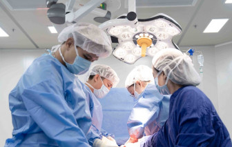 Vinmec Smart City cứu thành công mẹ và song thai mắc 3 bệnh lý nghiêm trọng, cận kề cửa tử