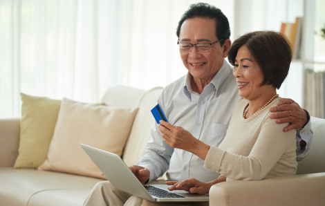 Tôi định... không đưa tiền để cha mẹ còn có tết