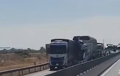 Đóng cao tốc Vĩnh Hảo Phan Thiết vì hai ô tô tông nhau