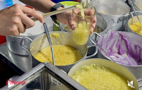 Một ly chè Huế thanh vị giữa lòng thành phố