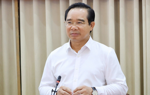 Chủ tịch UBND TPHCM: Tăng trưởng 2 con số phải giao đến từng người, từng việc