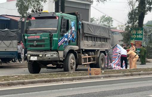 Xe tải va chạm khu vực cảnh sát giao thông làm việc, 1 cán bộ tử vong