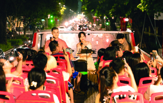 TPHCM, Hà Nội “thắp sáng” du lịch đêm