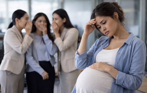 Làm mẹ đơn thân có cần ai cho phép?