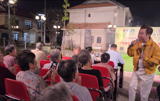 Quốc Đại, Lê Anh Tuấn, Cao Công Nghĩa… mang tiếng hát mừng Xuân đến Trung tâm Dưỡng lão Thị Nghè