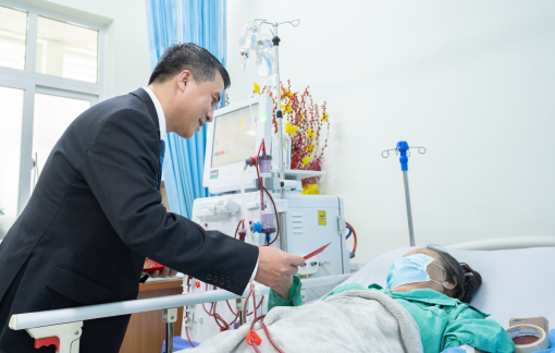 Mang hơi ấm mùa xuân đến với bệnh nhân chạy thận nhân tạo