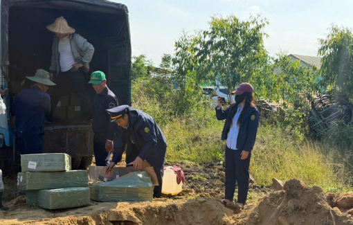Phạt 180 triệu đồng, tiêu hủy hơn 10.000 sản mỹ phẩm và thực phẩm không rõ nguồn gốc