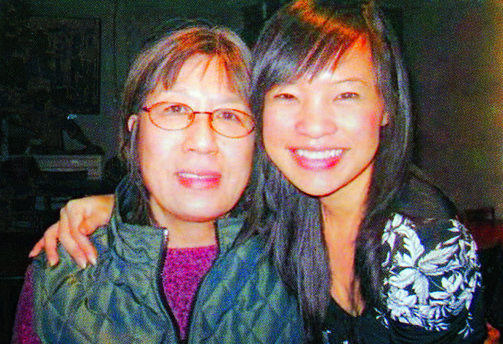 Hạnh và mẹ Jean năm 2008