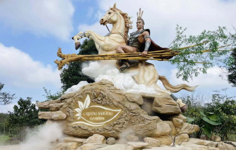 Lộ diện dàn linh vật ngựa tết Bính Ngọ 'cực phẩm' từ Bắc chí Nam