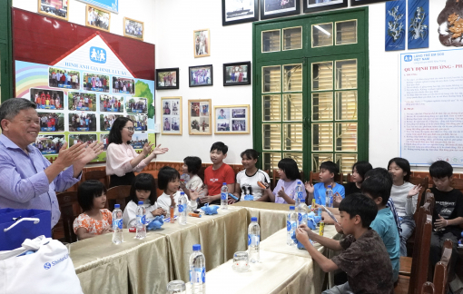 Shinhan Life Việt Nam mang “Xuân diệu kỳ” thắp sáng nụ cười trẻ thơ