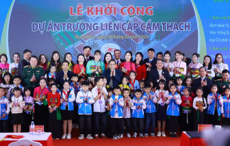 Thủ tướng Phạm Minh Chính dự lễ khởi công trường liên cấp tại Thanh Hóa