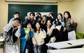 Tết xa quê, người trẻ học cách trưởng thành trong nỗi nhớ