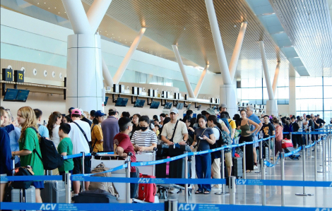 Sương mù dày đặc, hàng loạt chuyến bay tết nguy cơ phải đổi giờ