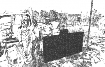 Phát hiện gần 200kg pháo nổ trong ngăn chứa đồ bí mật của xe bán tải