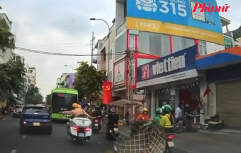 CSGT kịp thời hỗ trợ xe chở bà bầu tới bệnh viện