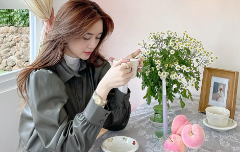 Tết của hai mẹ con bỗng thành tết của một người