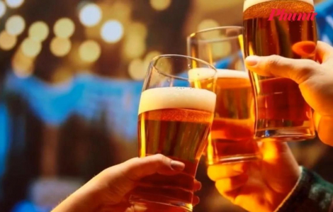Gen Z dần làm mới văn hóa tiêu thụ rượu bia với làn sóng “cai men” toàn cầu