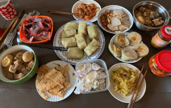 Mâm cỗ giao thừa nơi đất khách và hơi ấm tình đồng hương