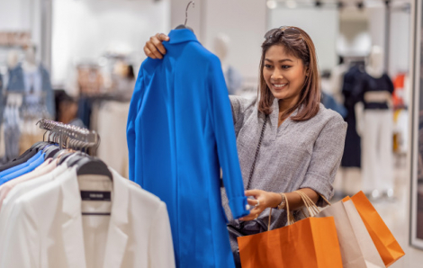 Sắm áo tết cho ba mẹ