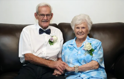 Bí quyết 'giữ lửa' của những cặp đôi sống với nhau đến đầu bạc răng long