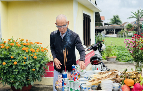 Mùi tất niên quê nhà