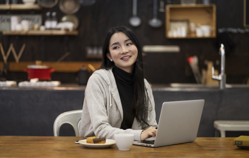 Đàn bà tuổi 30: Chênh vênh giữa gia đình và sự nghiệp