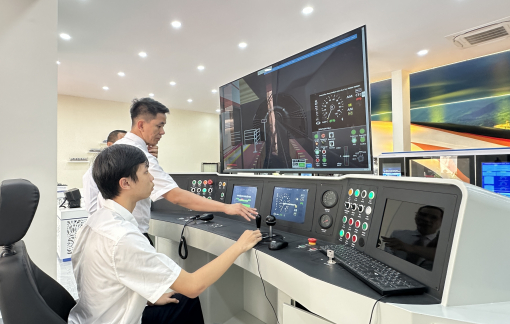 Đường sắt tốc độ cao: Áp lực nhân lực và cuộc chuyển động của các trường đại học