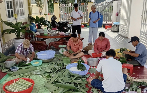 Mùi nếp thơm và ký ức khoảng sân 'chiến dịch tết'