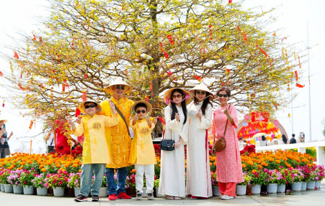 Từ tình yêu đôi lứa đến đoàn viên gia đình: Cần Giờ rực rỡ mùa Valentine