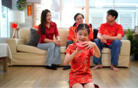 3 đời giữ vàng, nay tôi học thêm bài học dùng tiền lì xì mua vàng từ bé gái trên mạng