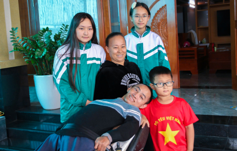 "Người đàn ông chỉ nằm ngửa'' kể chuyện tình yêu và đầu tư bất động sản