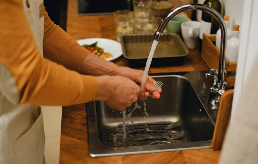 Có bao nhiêu phụ nữ được thật sự ăn tết?