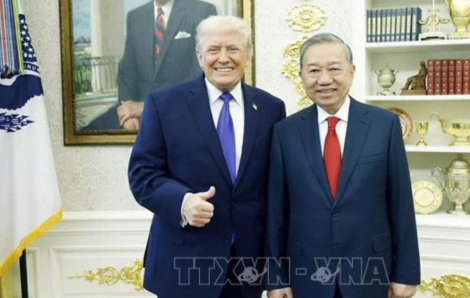 Tổng bí thư Tô Lâm gặp gỡ Tổng thống Mỹ Donald Trump tại Nhà Trắng