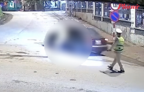 Xử lý nghiêm tài xế vi phạm nồng độ cồn, kẹp tay CSGT vào kính xe ô tô rồi bỏ chạy