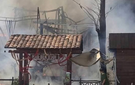 Cháy tổ hợp cà phê - nhà hàng 500 mét vuông ở Thủ Đức, TPHCM