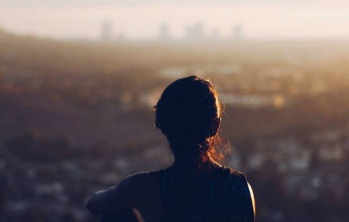 Hết tết rồi, thưa ba má con đi!