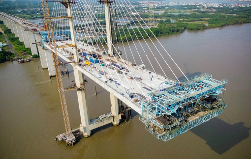 Đẩy nhanh tiến độ cho ngày hợp long cầu Phước Khánh