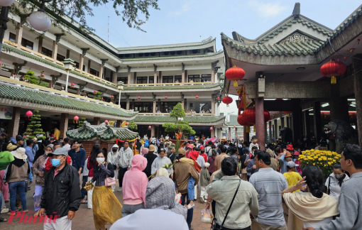 Du lịch tết không chỉ là chuyến đi