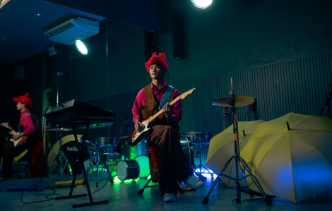 Ca sĩ - diễn viên Nguyễn Hùng bị 'cướp' bản hit 'Phép màu', mất luôn vai chính trong phim mới