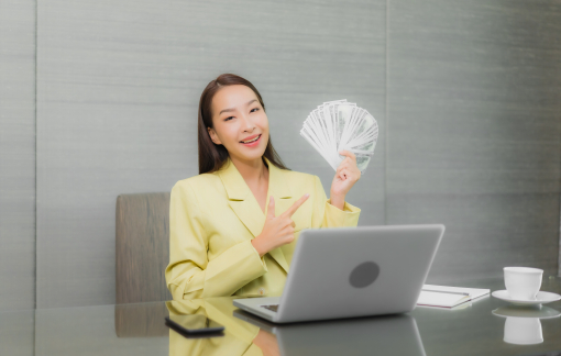 Câu chuyện đầu tư: Ngậm đắng nuốt cay khi cho người thân, bạn bè vay tiền