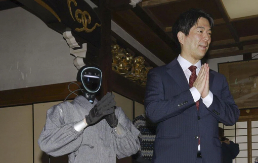 Nhật Bản chế tạo robot “sư thầy”