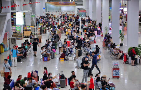 Hơn 14 triệu lượt hành khách đi lại trong 9 ngày tết ở TPHCM